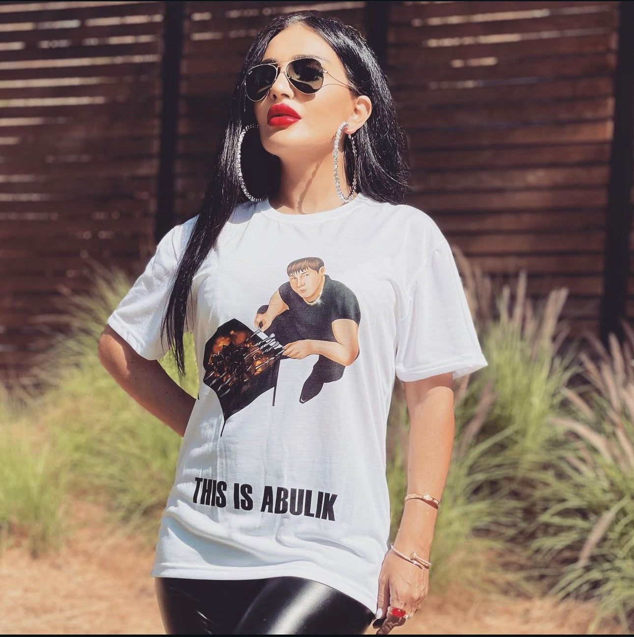 White short sleeve Tshirt